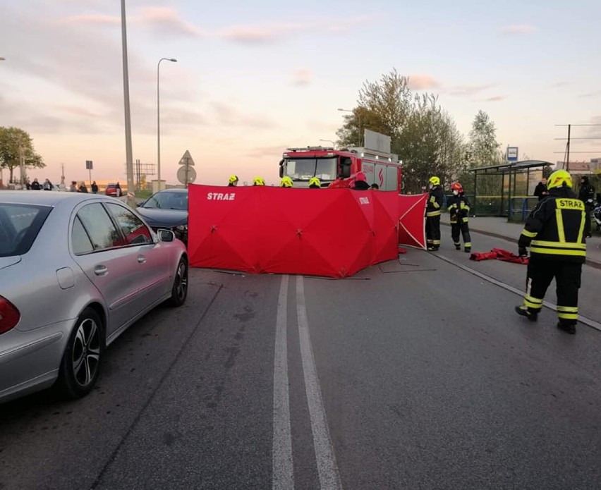 Strażacy z OSP Banino ratowali życie motocykliście. Nie udało się