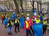 Dzień Ziemi w Dębicy. Uczniowie szkół podstawowych sprzątali miasto