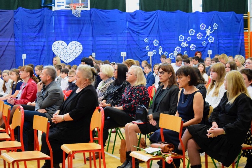 Uroczyste akademie w łęczyckich podstawówkach