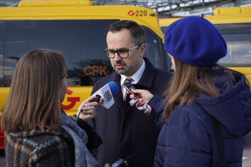 CPK przekazał 5 mln zł na zakup autobusów na Mazowszu. Na...