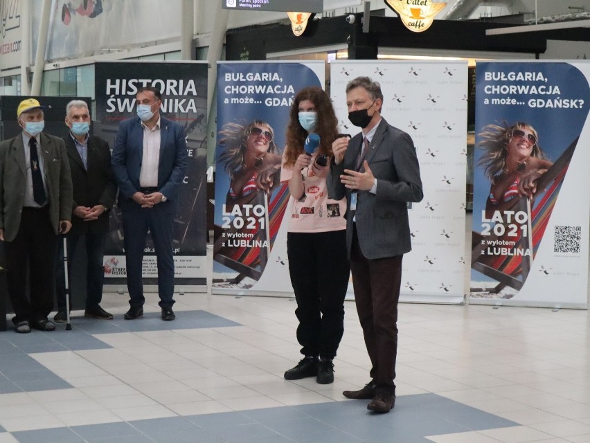 Lotnisko w Świdniku uczciło rekordowy przelot pilota Tadeusza Góry