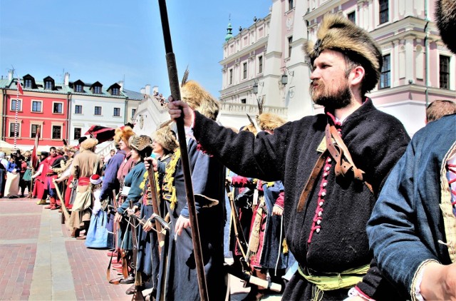 Grupy rekonstrukcyjne w Hetmańskim Grodzie działają prężnie. Na zdjęciu jedno z widowisk pt. "Szturm Twierdzy Zamość"