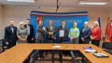 Starostwo powiatowe w Sejnach podpisało umowę na przebudowę drogi Puńsk - Wojciuliszki - Budzisko
