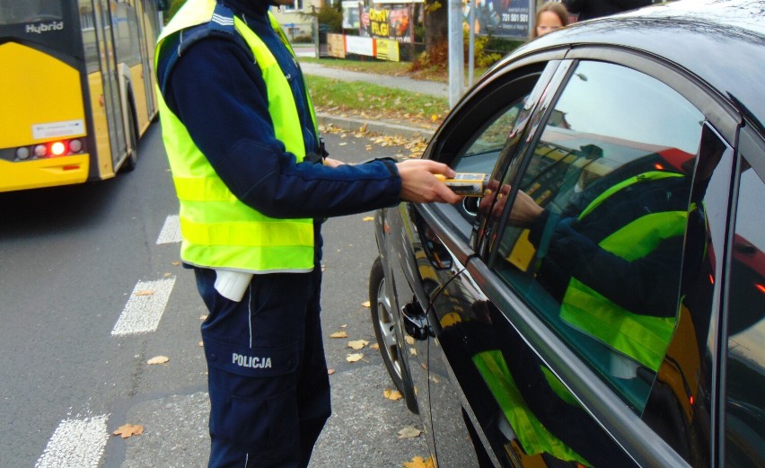 Policjanci z oświęcimskiej drogówki zatrzymali w Brzeszczach...