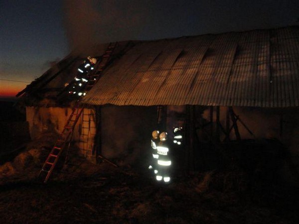 Pożar Krużlowa Wyżna: spłonęła stodoła i budynek gospodarczy [ZDJĘCIA]