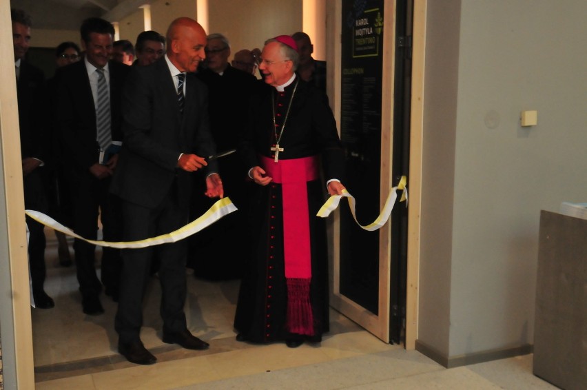 "Karol Wojtyła Trentino". Papieska wystawa w Centrum JP II 
