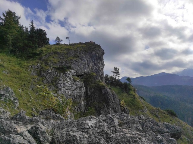 Tragedia na Nosalu w Zakopanem. Pod szczytem TOPR odnalazł ciało 35-letniego turysty