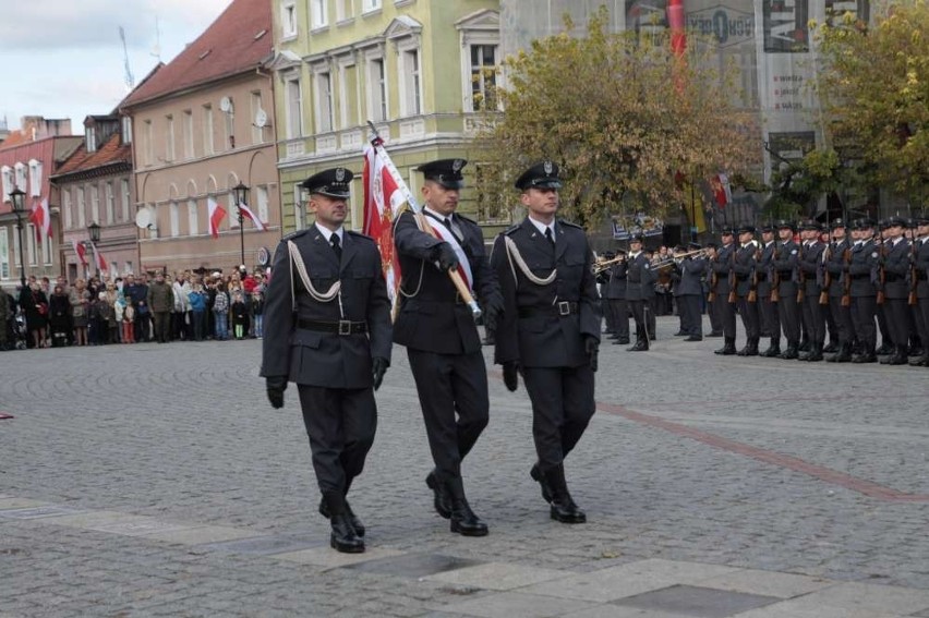 Lotnicy z Powidza mają swój sztandar