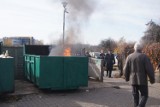 Wszystkich Świętych Radomsko 2018: Pożar śmietnika na Nowym Cmentarzu w Radomsku [ZDJĘCIA]