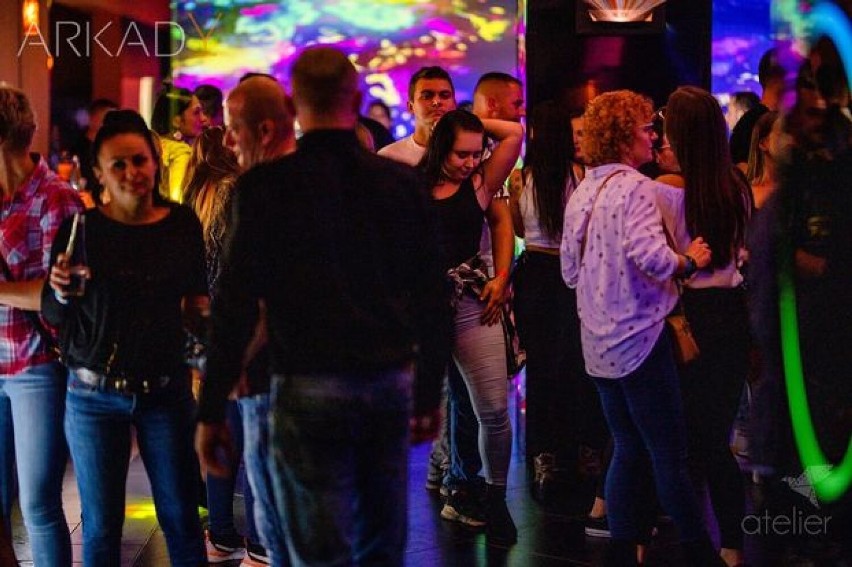 Impreza dla dorosłych w w klubie Arkady w Lublińcu. Tak bawili się single! Zobacz ZDJĘCIA