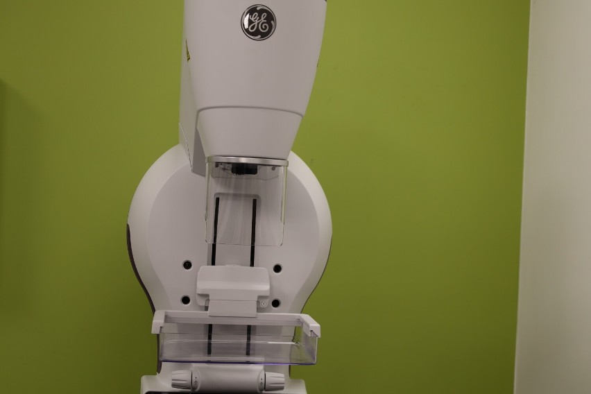 Dobra wiadomość dla kobiet! Szpital w Gnieźnie kupił nowoczesny cyfrowy mammograf
