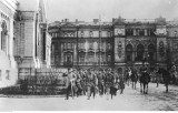 Warszawa sto lat temu. Stolica z Pałacem Saskim i Soborem Newskiego na... ogromnym sześciometrowym hafcie
