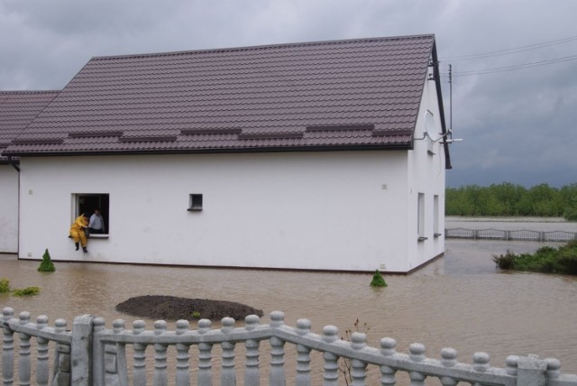 Archiwalne zdjęcia z powoidzi 2010 na Raciborszczyźnie. Czy grozi nam powódź 2014?