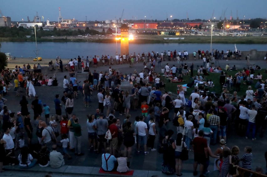 Zaćmienie Księżyca 2018 widoczne w Szczecinie. Zaćmienie Księżyca okiem naszego fotoreportera [GALERIA, WIDEO]