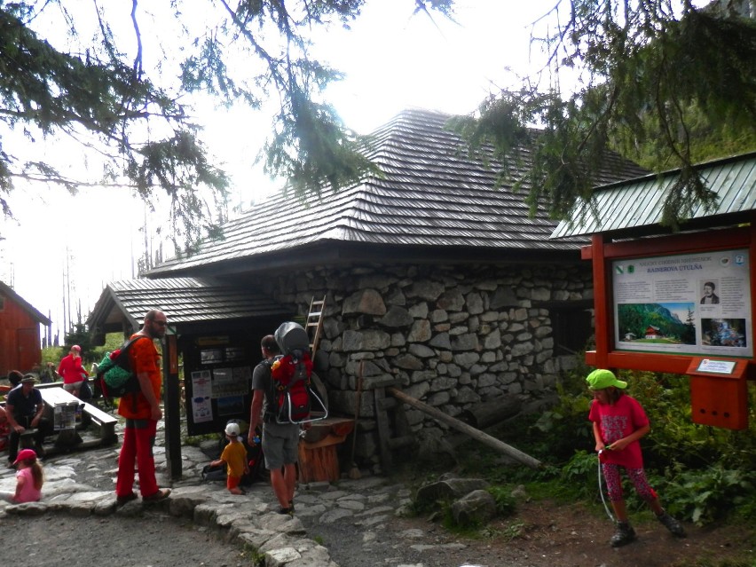 Tatry. Protestują ws. najstarszego schroniska górskiego w Tatrach