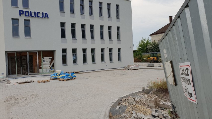 Kończy się budowa nowej Komendy Powiatowej Policji w Krapkowicach [ZDJĘCIA]