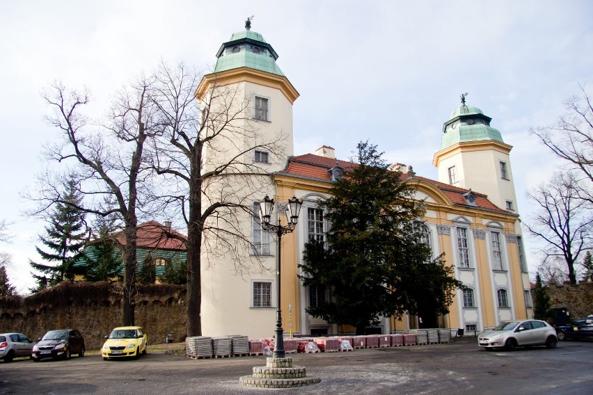 Przedzamcze zamku Książ