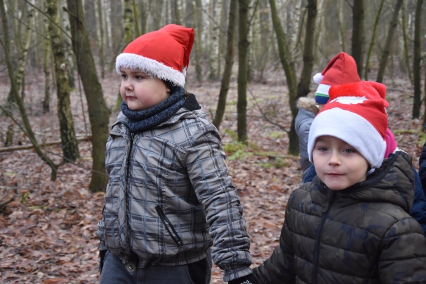 Dzieci z przedszkola w Konopnicy spędziły Mikołajki w Leśniczówce „Przepiórka” w Prądzewie