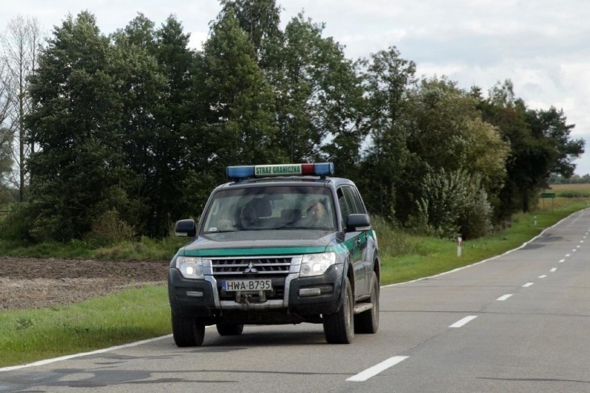 Podlaski Oddział Straży Granicznej o aktualnej sytuacji na granicy: spokojna noc i kolejne próby wkroczenia na terytorium Polski