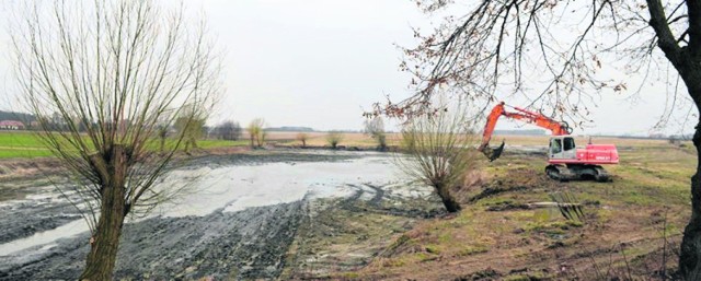 Gmina ostatnio w Nietążkowie prowadziła prace oczyszczające tamtejszy staw