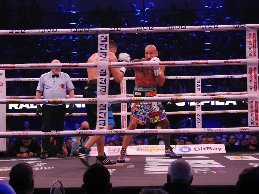 Konckout Boxing Night 10 w Łomży. Artur Szpilka kontra Sergiej Radczenko. Kontrowersyjne zwycięstwo na punkty [zdjęcia]