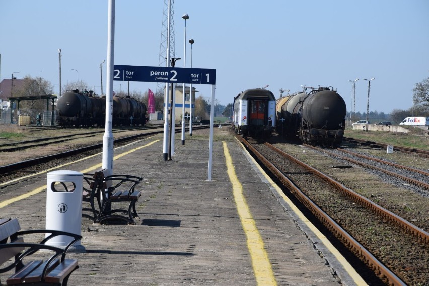 Ministerstwo domaga się od PKP Intercity zatrzymania pociągu na stacjach w Człuchowie i w Czarnem