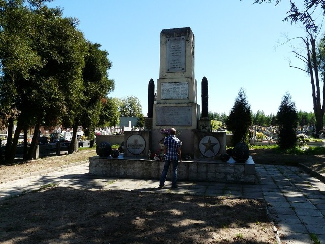 Na pomniku znajdzie się informacja, iż jest to również grób m.in. ofiar represji hitlerowskich