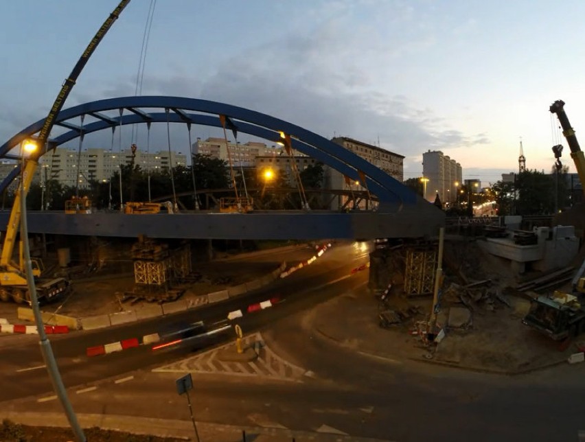 Zobacz jak budowano wiadukt na Grabiszyńskiej (FILM)