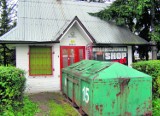 Nowy Targ: PKS zastawia sklepy z dopalaczami kontenerem
