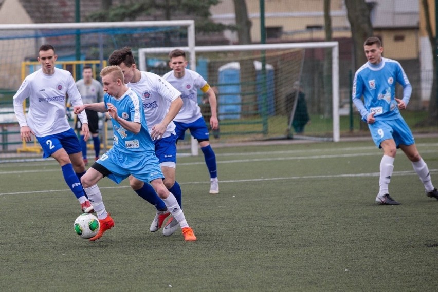 Juniorzy starsi Błękitnych Stargard podczas wiosennych...