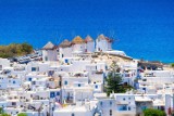 7 najlepszych atrakcji Mykonos. Grecka „Wyspa Wiatrów”, która jest mekką plażowiczów z całego świata