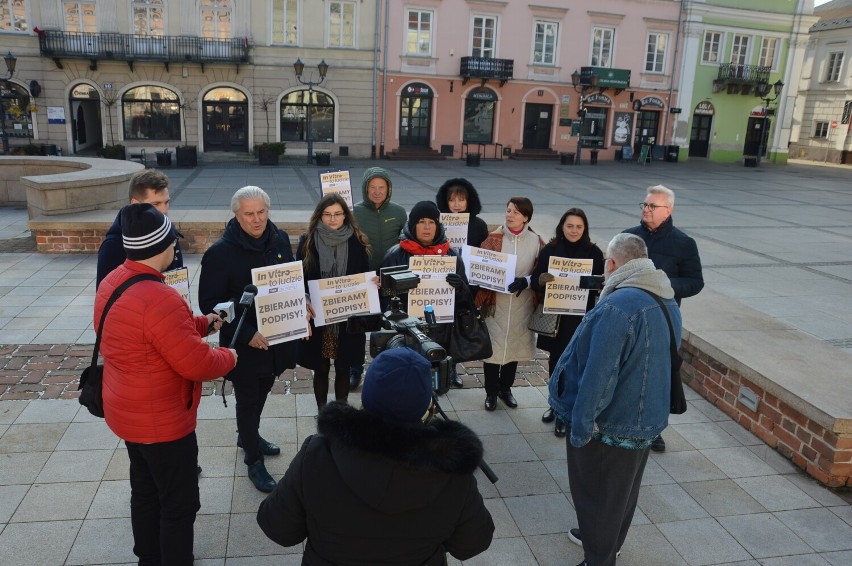 "TAK dla in vitro" w Piotrkowie - ruszyła akcja zbierania...