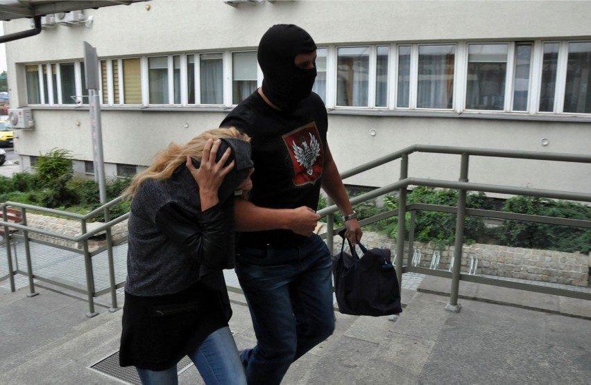 36-letnia Katarzyna M. po ponadrocznym areszcie tymcza-sowym...