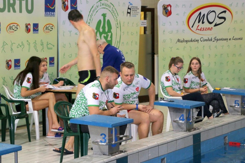 Test Coopera z okazji WOŚP w Środowiskowej Pływalni Edukacyjnej w Lesznie