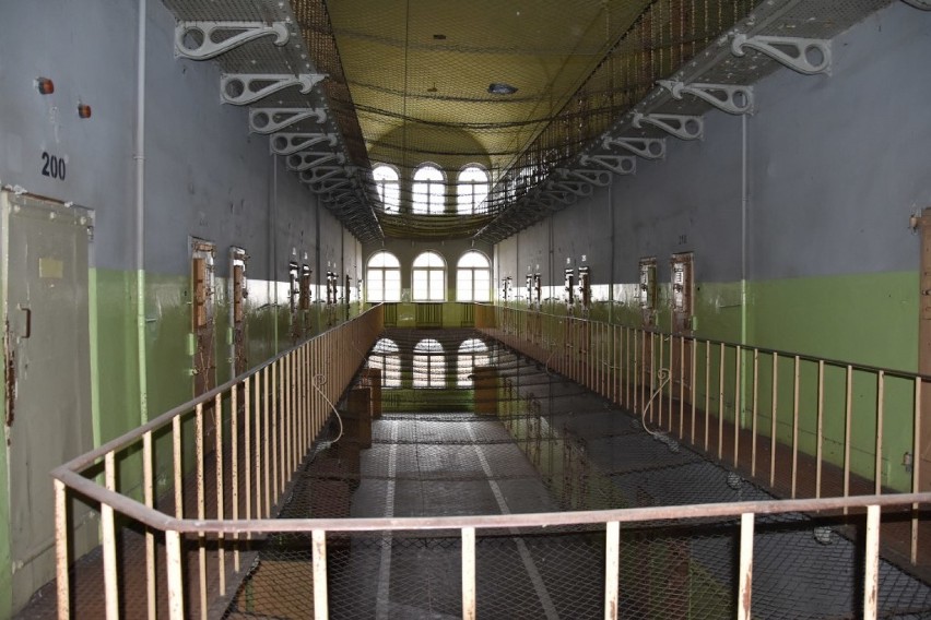 Wizja lokalna w byłym kaliskim więzieniu