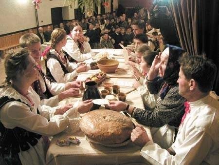 W sobotę w Wieprzu odtworzono tradycyjną Wigilię sprzed wieku. TOMASZ WOLFF