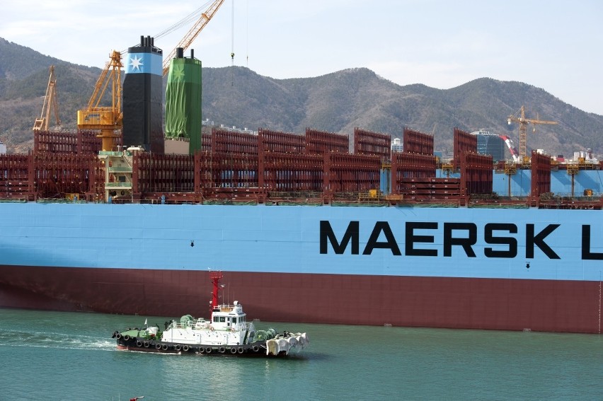 Maersk McKinney Moeller, największy kontenerowiec świata...
