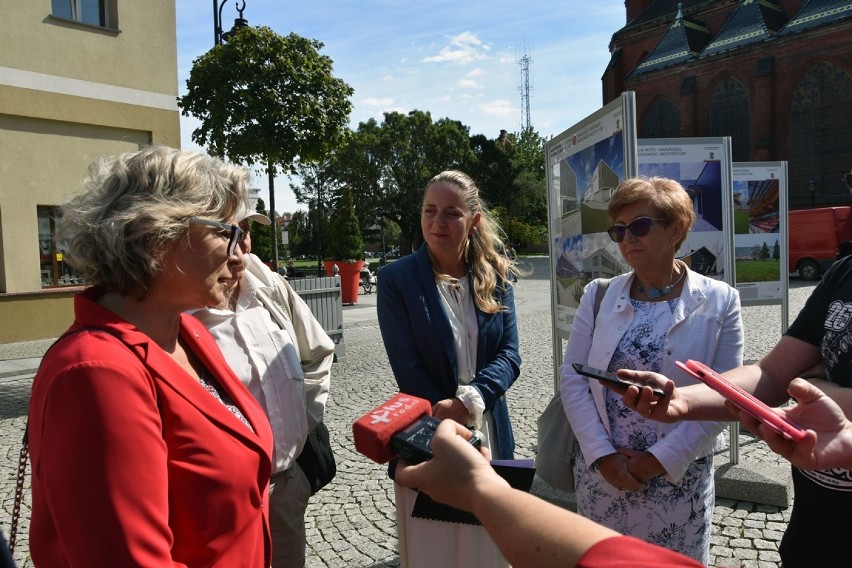 Plenerowa wystawa w Legnicy - Architektura Dolnego Śląska [ZDJĘCIA]