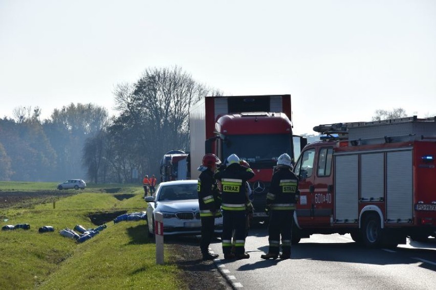 Niebezpieczny wypadek na drodze wojewódzkiej 434