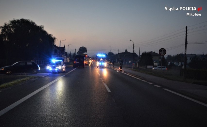 Wypadek motocyklisty w Mikołowie. 39-latek w szpitalu, winny kierowca osobówki