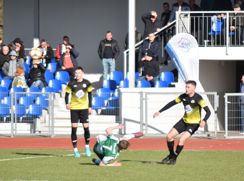 V liga. Pomezania Malbork pokonała Powiśle Dzierzgoń w meczu na szczycie. Błękitni Stare Pole wygrali z najsłabszą drużyną