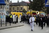 Pogrzeb tragicznie zmarłego w Sosnowcu diakona z Wolbromia. Mszę odprawił biskup diecezji sosnowieckiej