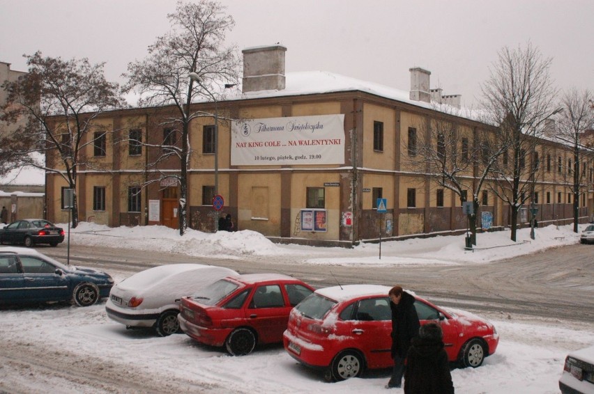 Dawne koszary wojsk carskich
Dziś na rogu ulic Głowackiego i...