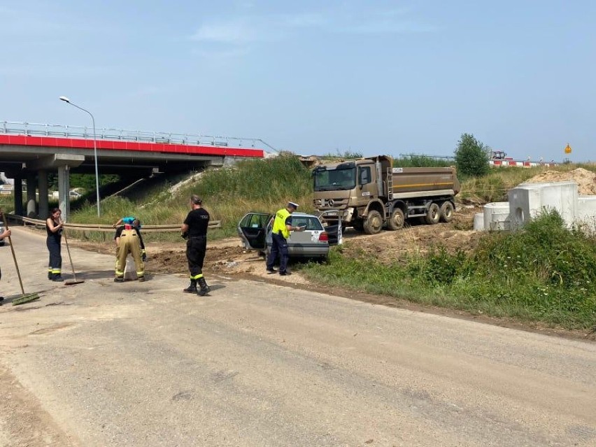 Poważnych obrażeń doznał kierowca samochodu osobowego, który...