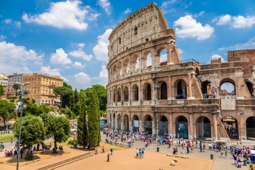 Koloseum, znane na całym świecie rzymskie arcydzieło...