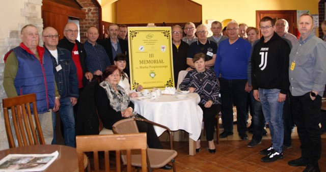 Włodzimierz Paroń i Jakub Konieczny zwyciężyli w Memoriale im. Marka Pospiesznego w kopa sportowego i tysiąca (23.04.2022).