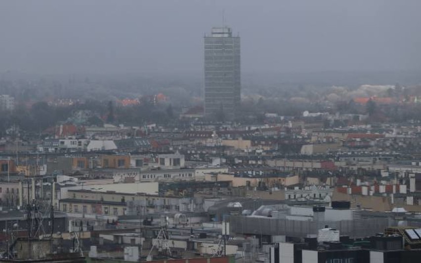 Jakie jest powietrze w Szczecinie? Czarny dym zgłoś straży miejskiej
