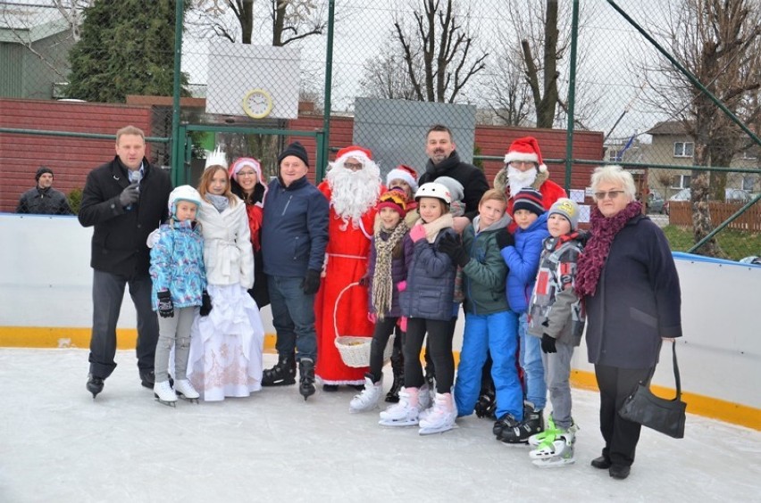 Lodowisko na Orliku otwarte! Na inaugurację święty Mikołaj