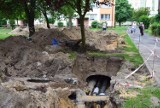 Rozkopane osiedle Wyszyńskiego w Wieluniu. Modernizują sieć cieplną FOTO