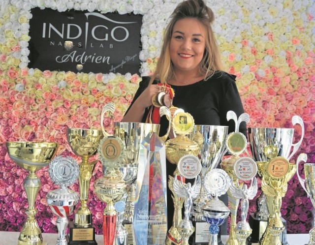 Agnieszka Mazur w konkursach stylizacji paznokci zdobyła już pokaźną kolekcję trofeów